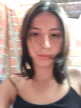 Maiden-Hot online show from 10.22.25