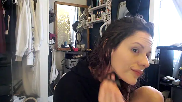 RhyleeRaine online show from 03.17.25