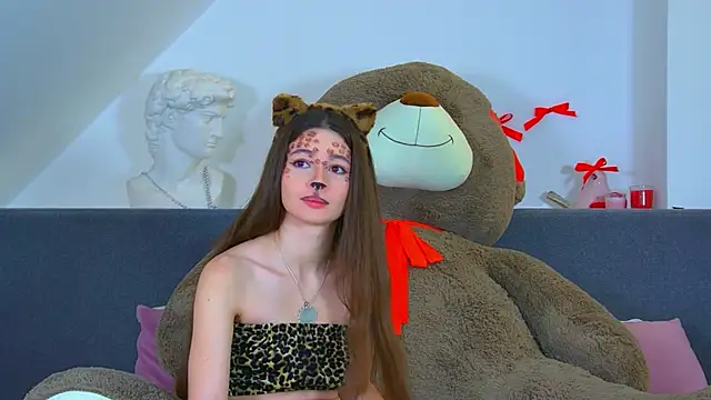 AmeliaFlares online show from 10.28.25