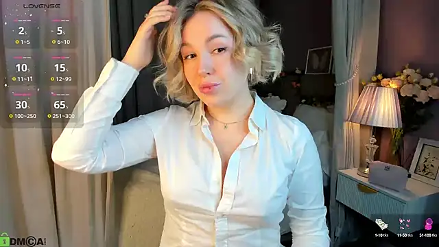 Nikki Kai online show from 09.18.25