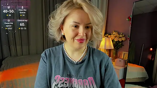 Nikki Kai online show from 01.13.26