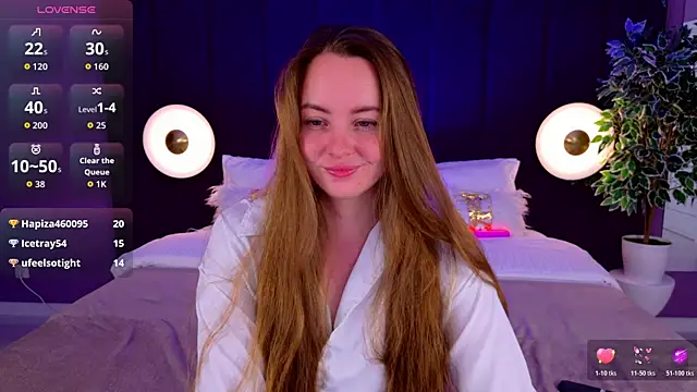 Snapshot of JaniceCollins chatting on 05.18.26 JaniceCollins online show from 05.18.26