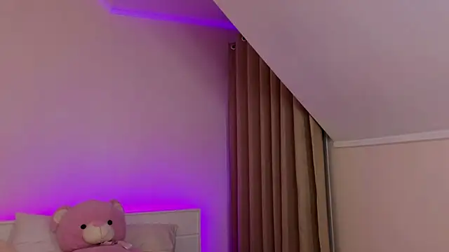 Hotary Yuko online show from 01.30.25