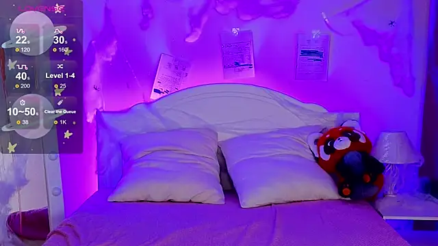 Hotary Yuko online show from 10.18.25