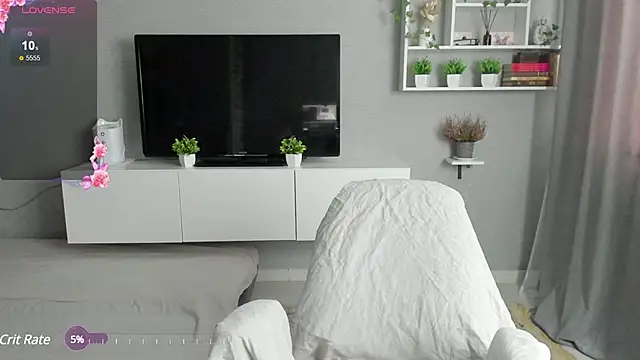 Snapshot of avegothy- chatting on 02.17.25 avegothy- online show from 02.17.25