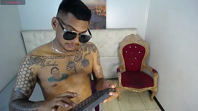 Saipadpuer30 online show from 03.05.25
