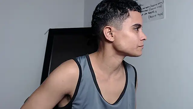 Liiamthompson online show from 02.28.25