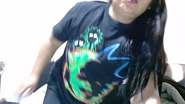 Snapshot of viccky_vick chatting on 11.20.25 viccky vick online show from 11.20.25