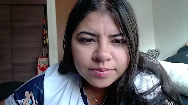 Snapshot of viccky_vick chatting on 01.07.26 viccky vick online show from 01.07.26