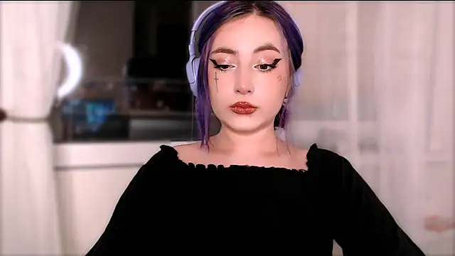 purplewitch online show from 10.14.25