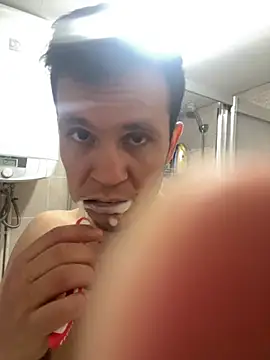 Snapshot of devilXAngel5 chatting on 10.31.25 devilXAngel5 online show from 10.31.25