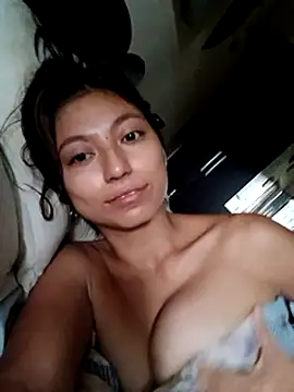 Snapshot of Little_Saori chatting on 02.07.25 Little Saori online show from 02.07.25