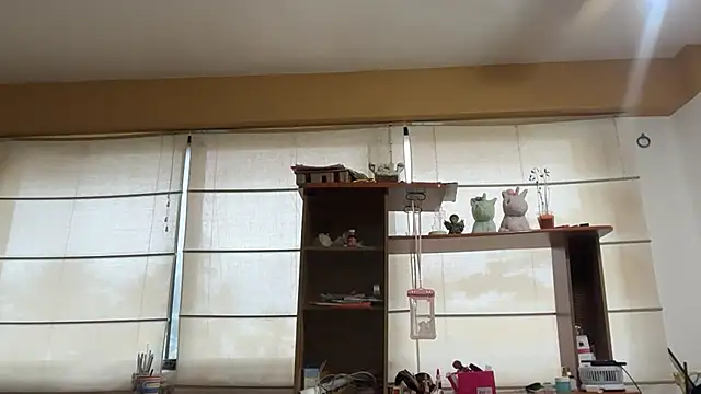 Snapshot of Mermaid-hana chatting on 10.21.25 Mermaid-hana online show from 10.21.25