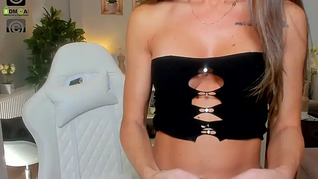 Anya-Ray online show from 11.06.25