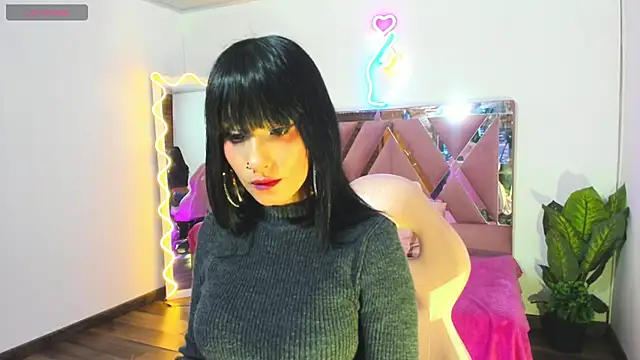 Snapshot of palmerfox_tay chatting on 02.17.25 palmerfox tay online show from 02.17.25