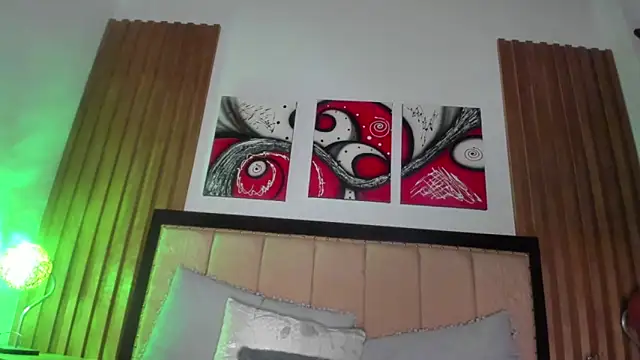 Elinnabella online show from 02.04.25