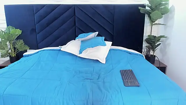 Alexa vandercloude online show from 03.09.25