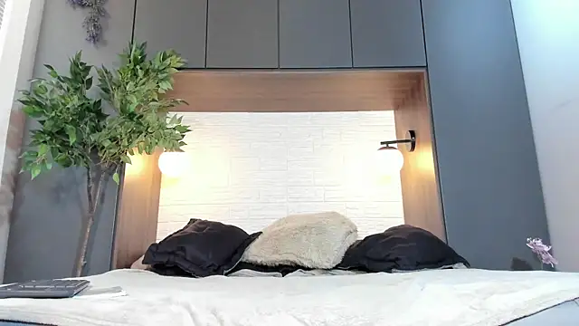 Alexa vandercloude online show from 03.12.25