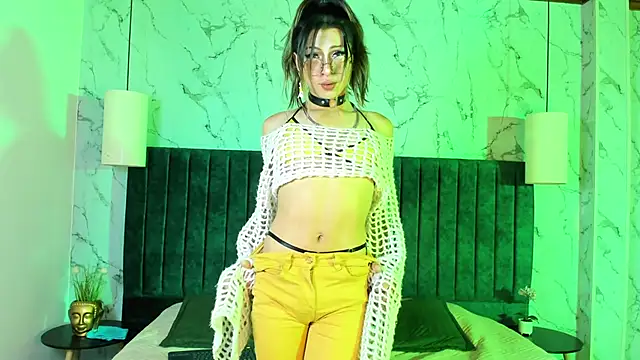 Alexa vandercloude online show from 10.23.25