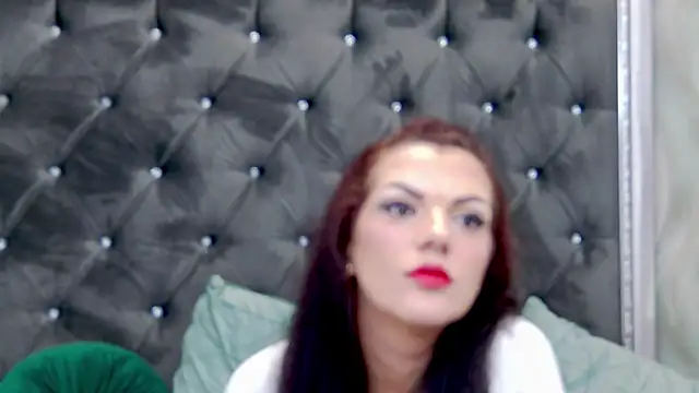 LissaAnn online show from 02.11.25