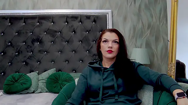 LissaAnn online show from 02.27.25