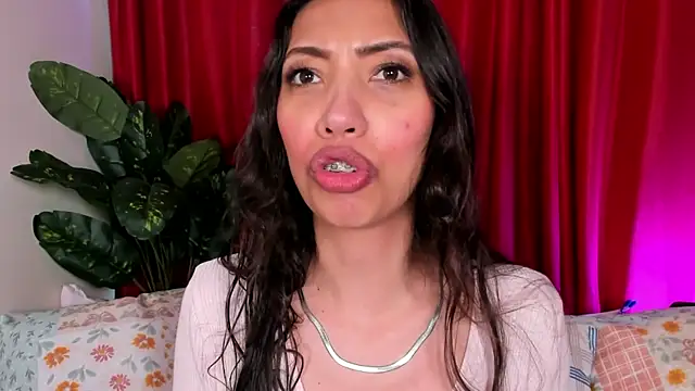 Miss veronicaa2 online show from 12.18.25