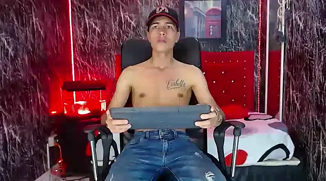 Dylan Milk online show from 01.31.25