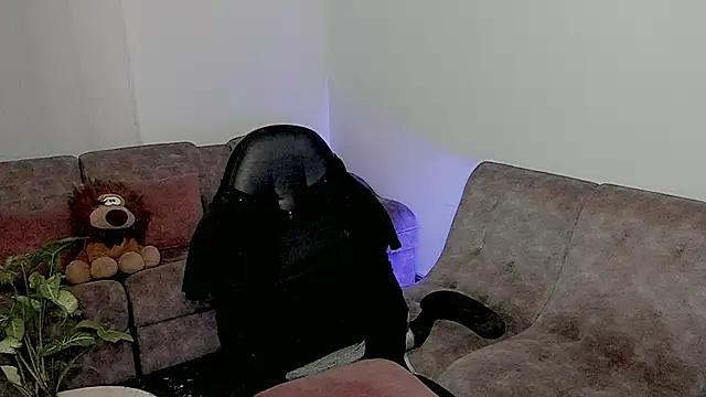 Dylan Milk online show from 10.01.25