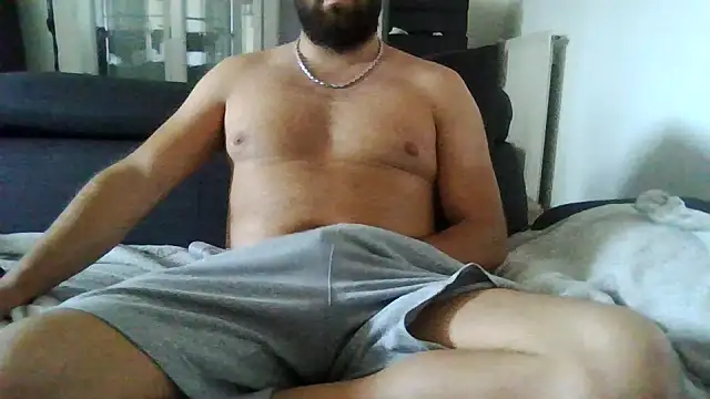 Snapshot of Zer_oki chatting on 06.20.26 Zer oki online show from 06.20.26