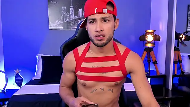 Max Conor1 online show from 09.21.25