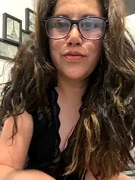 MirandaLatinaLovely online show from 11.17.25