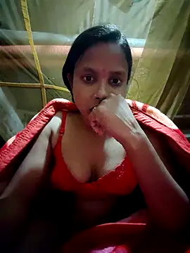 Snapshot of Olivia0879 chatting on 02.01.25 Olivia0879 online show from 02.01.25