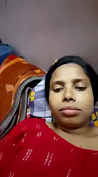 Snapshot of Olivia0879 chatting on 02.24.25 Olivia0879 online show from 02.24.25