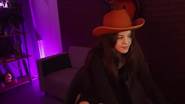 Snapshot of MilaStoyne chatting on 03.12.25 MilaStoyne online show from 03.12.25
