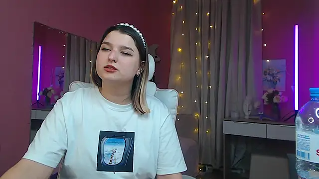 Jenny Smit online show from 02.21.25