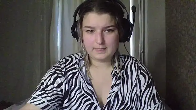 Snapshot of Jenny_Smit chatting on 10.19.25 Jenny Smit online show from 10.19.25