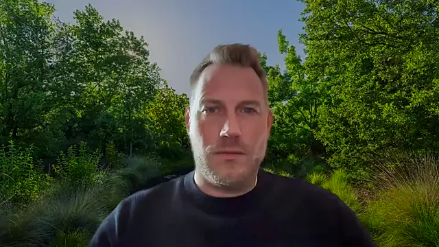 Snapshot of Christian87xxx chatting on 02.18.25 Christian87xxx online show from 02.18.25