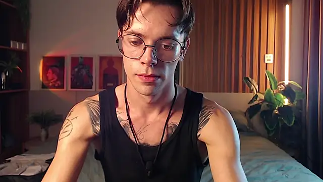 William Henry  online show from 04.04.26