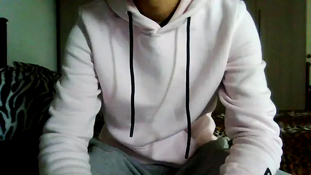 tommyboyteen online show from 02.14.25