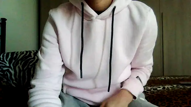 tommyboyteen online show from 02.18.25