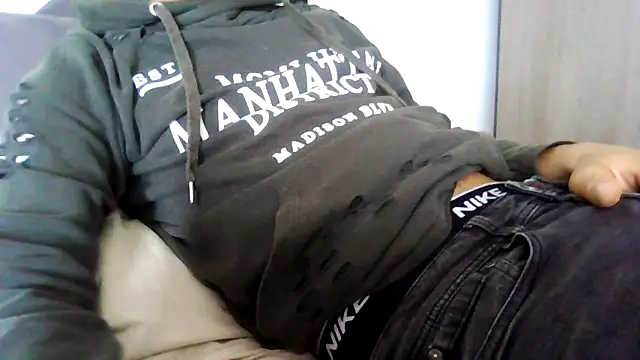 tommyboyteen online show from 03.16.25