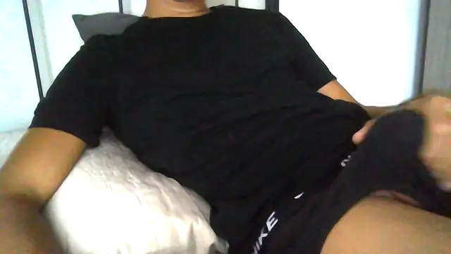 tommyboyteen online show from 10.21.25