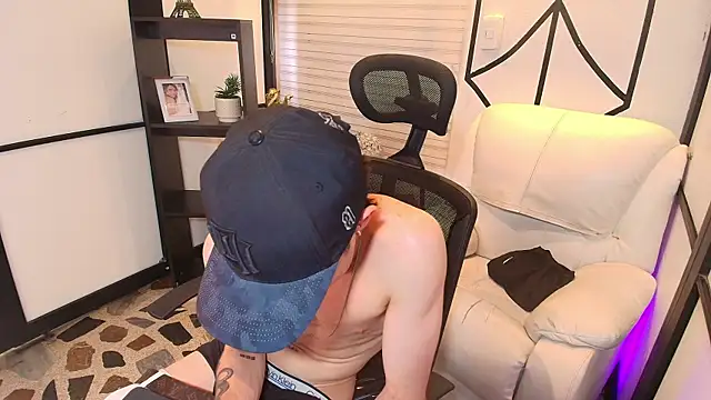 marcuscollins1  online show from 03.22.25