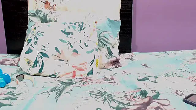 MissBOOBSDIVA online show from 10.20.25