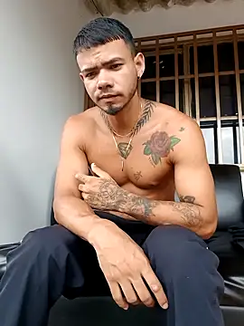 Niick01  online show from 09.13.25