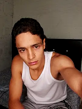 Young Dominant 777 online show from 02.05.25