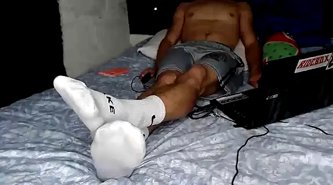 Young Dominant 777 online show from 02.05.25