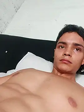 Young Dominant 777 online show from 02.08.25