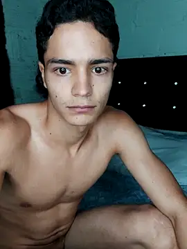 Young Dominant 777 online show from 02.11.25