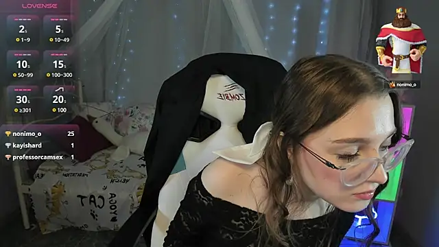 Snapshot of kaisajenner chatting on 03.14.25 kaisajenner online show from 03.14.25